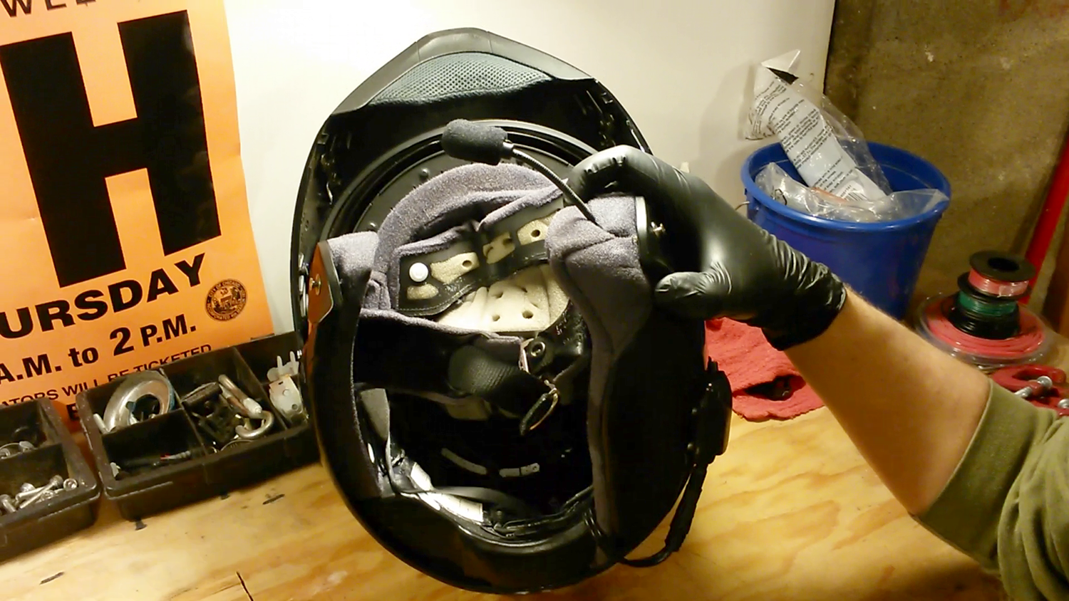 How To Clean Your Motorcycle Helmet (Inside And Out) ~ TRO