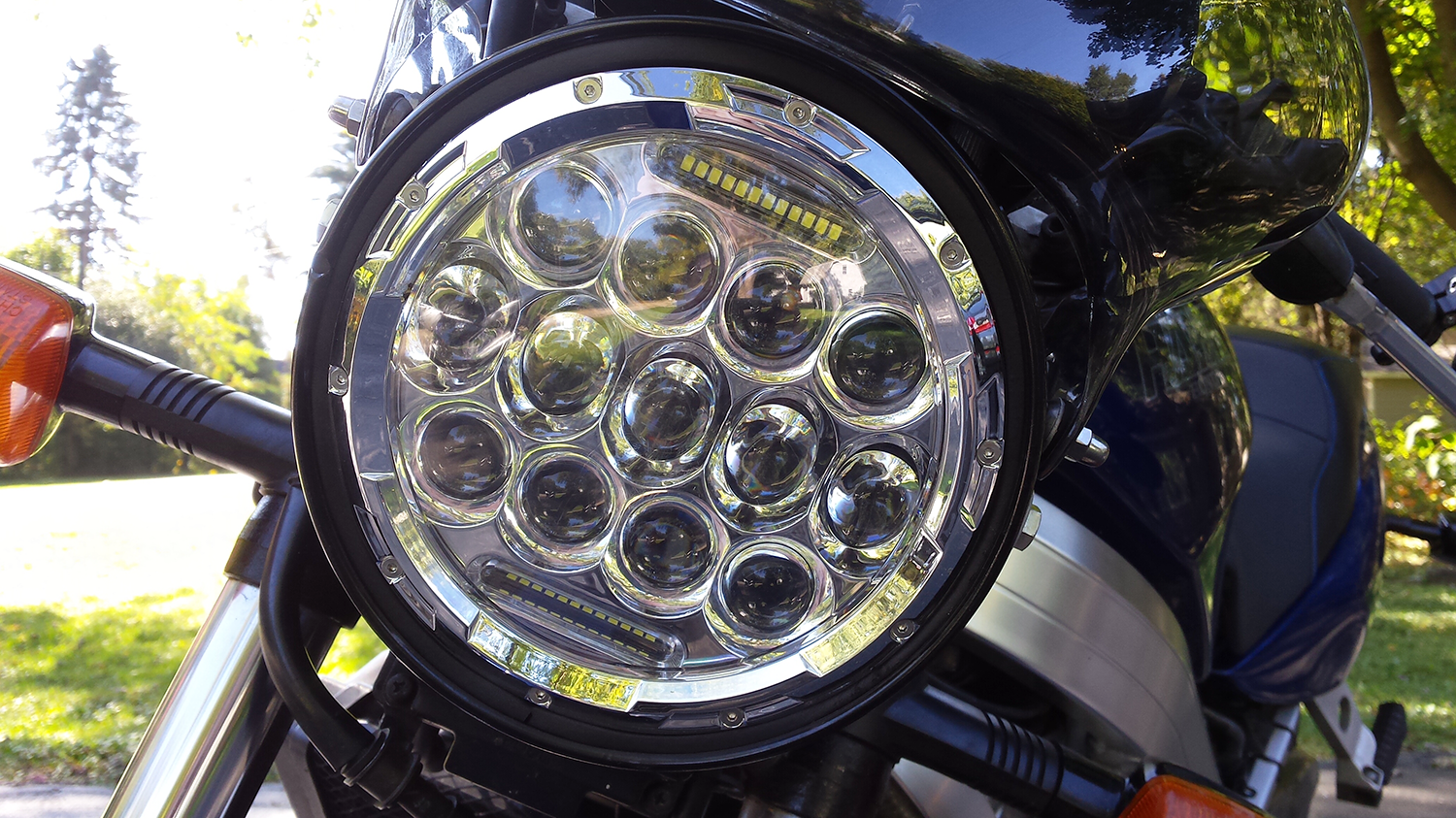 Diecast master Motorcycle Light Accessories 7 Inch Motorcycle Led Headlight Universal 7 Round Head Light For Ha-rley Hond-a Color : 28-34mm